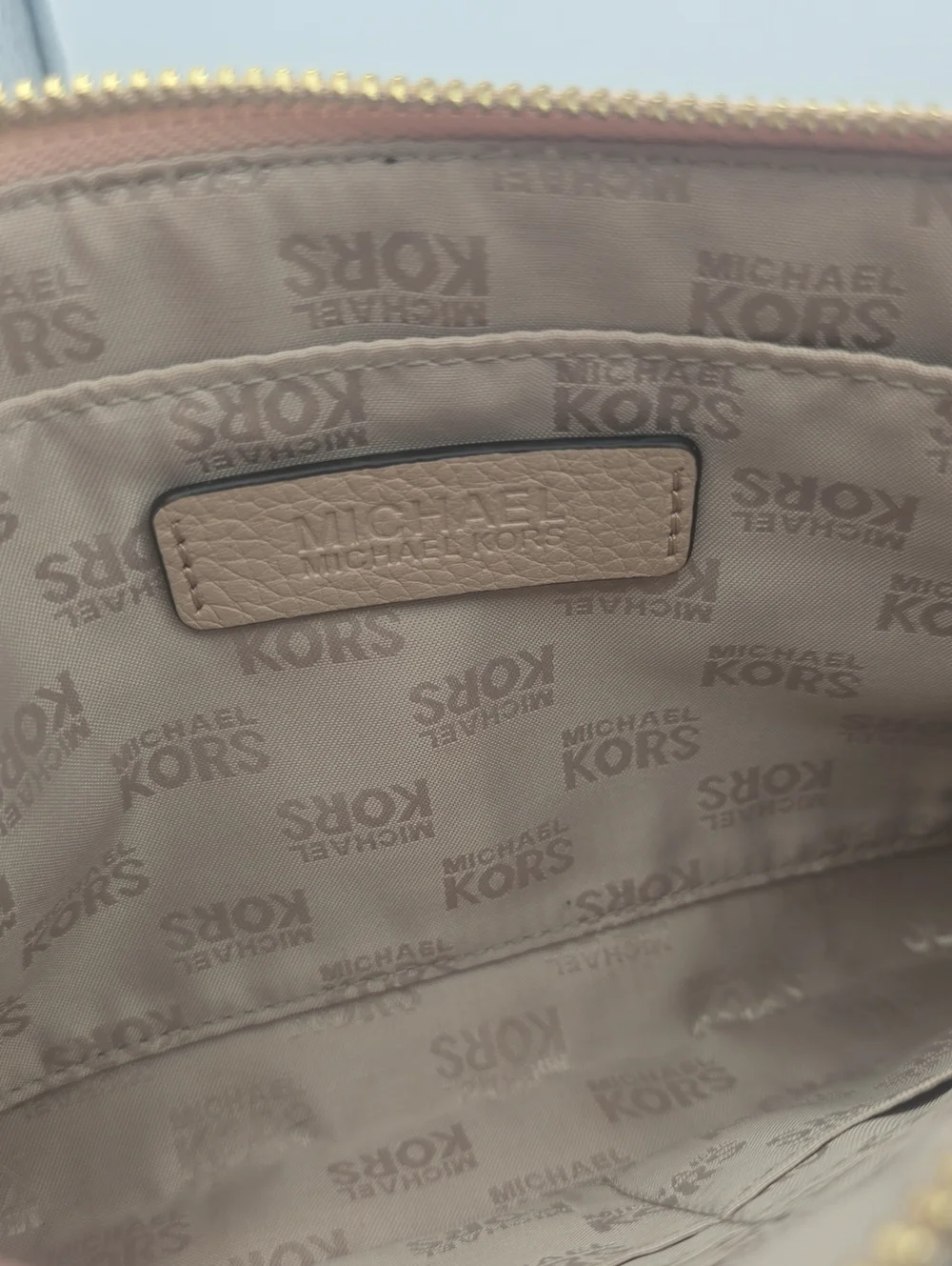 Michael Kors Nude Beige W/ Gold Hardware & MK Clutch/Wristlet (NWOT)✨️